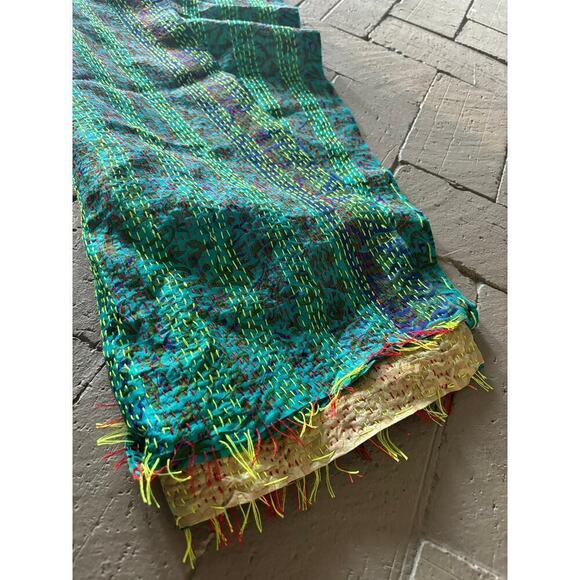V&A Silk Kantha Scarf Wrap Green NWT - Picture 2 of 6